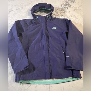 The North Face Hyvent 2.5L Rain Jacket Womens Medium Purple Waterproof Hooded